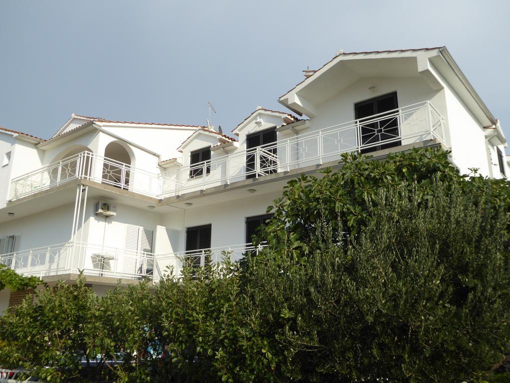 Apartments Bojanic Водице Екстериор снимка